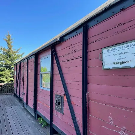 Campingplatz Zz_lokschuppen Pasewalk-erlebnisuebernachtung Im Schlafwagen Pasewalk