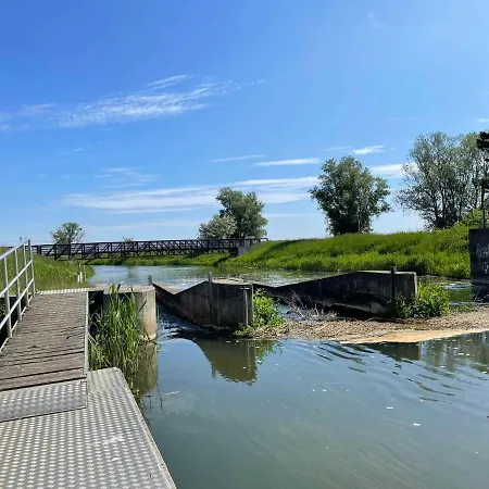Lokschuppen - Deine Erlebnisübernachtung Campingplatz Pasewalk