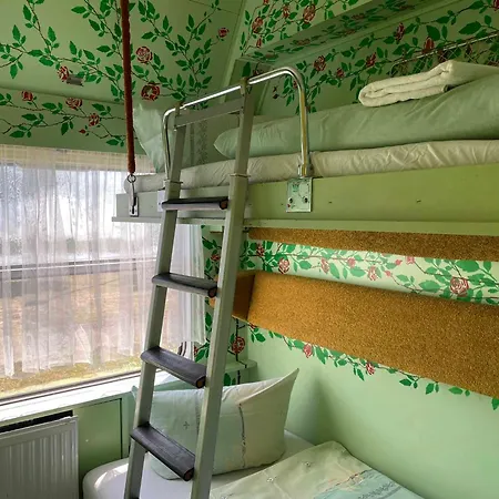 Campingplatz Zz_lokschuppen Pasewalk-erlebnisuebernachtung Im Schlafwagen Pasewalk