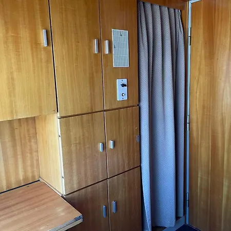 Zz_lokschuppen Pasewalk-erlebnisuebernachtung Im Schlafwagen Campingplatz *