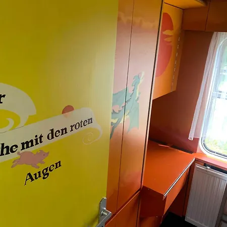 Kemping Zz_lokschuppen Pasewalk-erlebnisuebernachtung Im Schlafwagen *