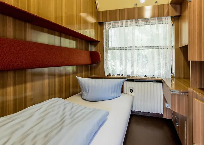 Zz_lokschuppen Pasewalk-erlebnisuebernachtung Im Schlafwagen * Pasewalk